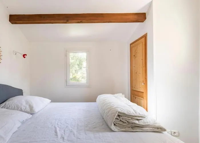 Holiday home La Maison Des Epinouses, 4 A 450m De La De Chaucre Saint-Georges-d'Oleron